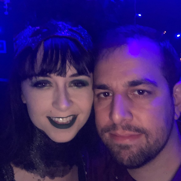 Meet your Posher, Ashley - Picture 3 of 4